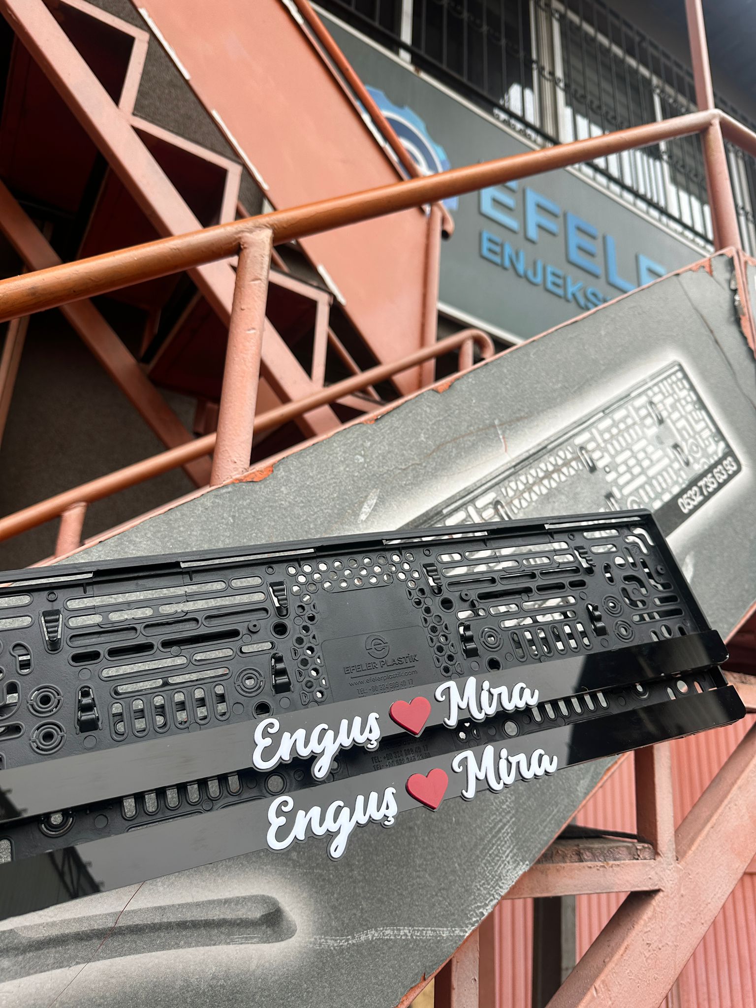 Kişiye Özel Kabartmalı Pleksi Plakalık